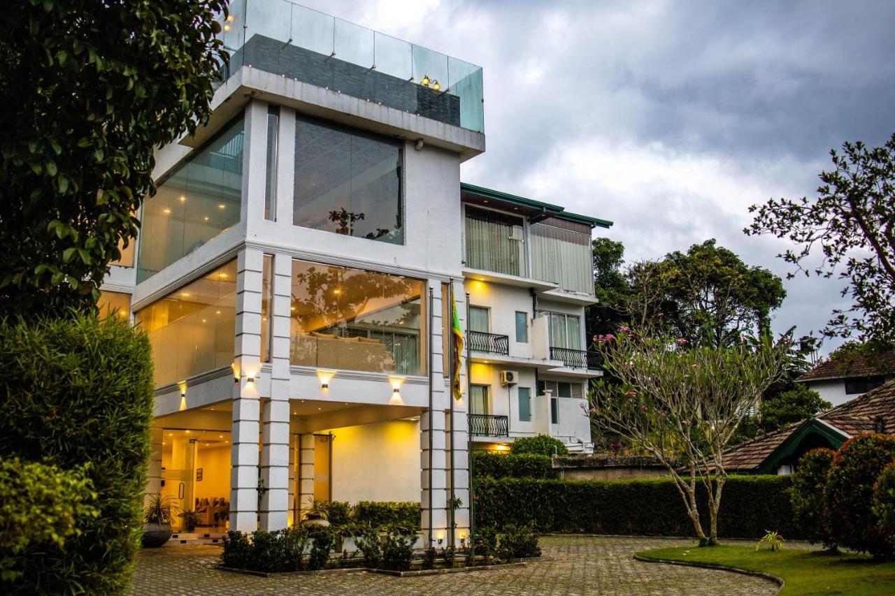 Hotel Ganthera Kandy Extérieur photo