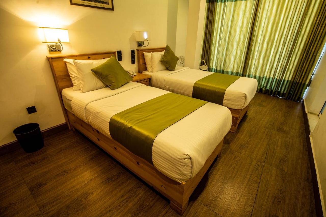 Hotel Ganthera Kandy Extérieur photo