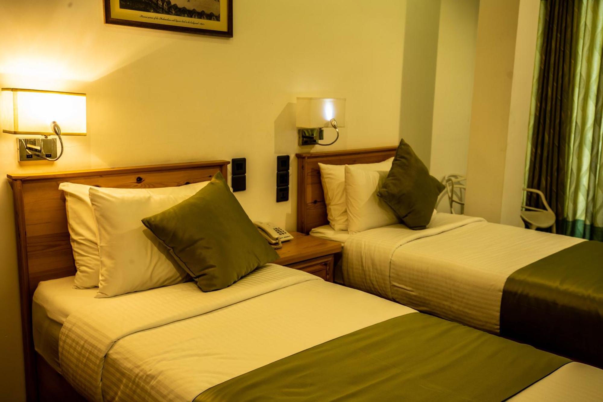 Hotel Ganthera Kandy Extérieur photo